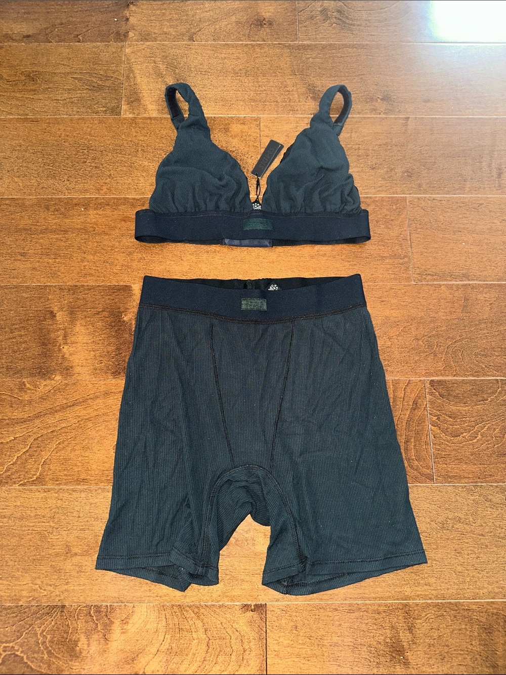SKIMS SOFT LOUNGE Plunge Bralette, Boxer Limited Edition Cypress S